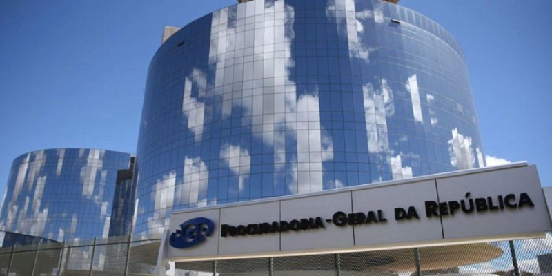 PGR pede perda de cargo para ministro do STJ acusado de crime sexual