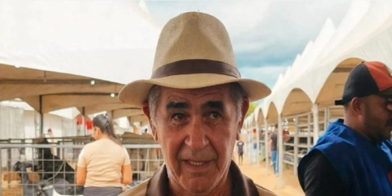 Secretário de Obras, Sinval Abrantes Barbosa ressalta o sucesso da Exposerra e parabeniza o prefeito Thially Aristóteles pela iniciativa