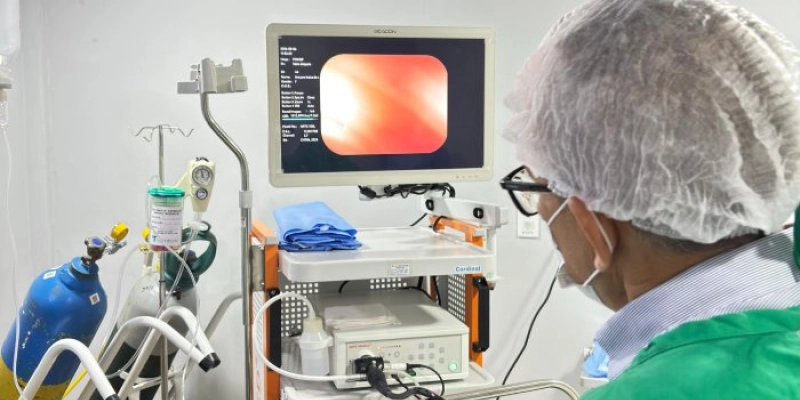 Poinsp amplia assistência especializada e oferece exame de colonoscopia