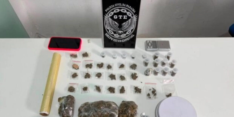 GTE prende duas mulheres em flagrante por tráfico de drogas no interior paraibano