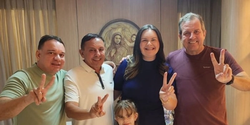 Fábio Tyrone recebe apoio de Bruna Morais, pré-candidata a deputada estadual de Cajazeiras