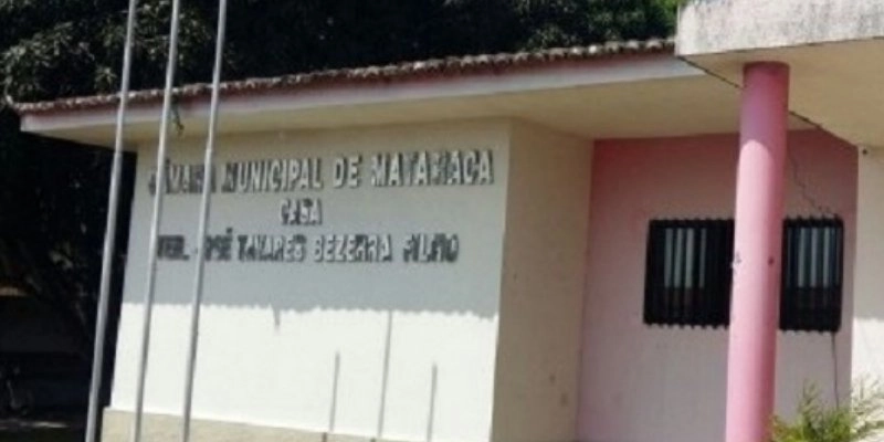 Óculos, cestas básicas e “Casa do Autista”: MP abre investigação envolvendo vereador de Mataraca