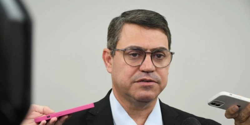 MPE pede impugnação da candidatura do presidente da Câmara de João Pessoa, Dinho Dowsley