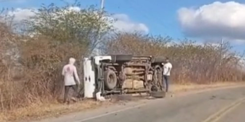 Acidente de trânsito é registrado entre Cajazeirinhas e São Bentinho, no Sertão da Paraíba