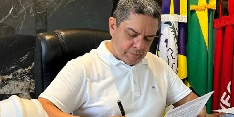 Entre ressalvas e recomendações, TCE aprova gestão de Joca Claudino e impõe multa de R$ 2 mil ao prefeito 