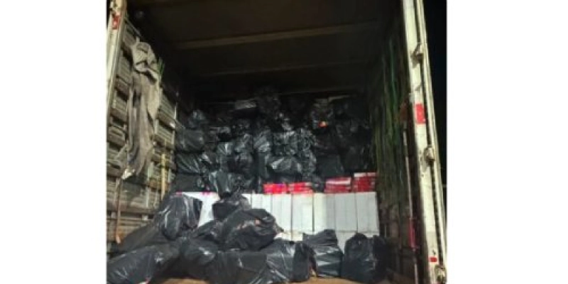 PRF apreende mais de 25 mil pacotes de cigarros contrabandeados na Paraíba