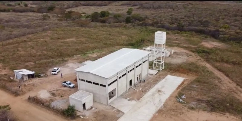 Matadouro sem funcionar e caminhão frigorífico viram investigações do Ministério Público em Ouro Velho
