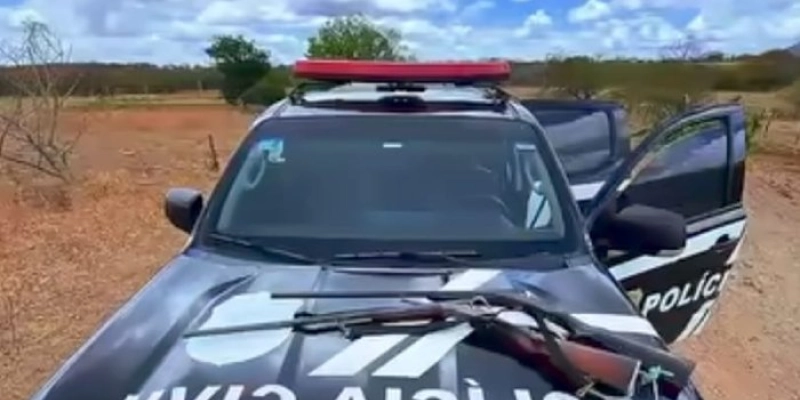 Homem é preso em flagrante com armas de fogo em Paulista e paga fiança para responder em liberdade