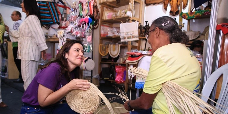 Pollyanna defende desenvolvimento territorial como caminho para gerar oportunidades na Paraíba durante a Fenevale