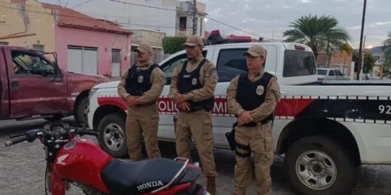 Moto com dados clonados do RN é apreendida pela Polícia Militar no Sertão paraibano