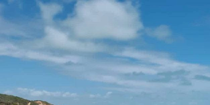 Sudema aponta cinco trechos de praia impróprios para banho na PB durante o feriadão