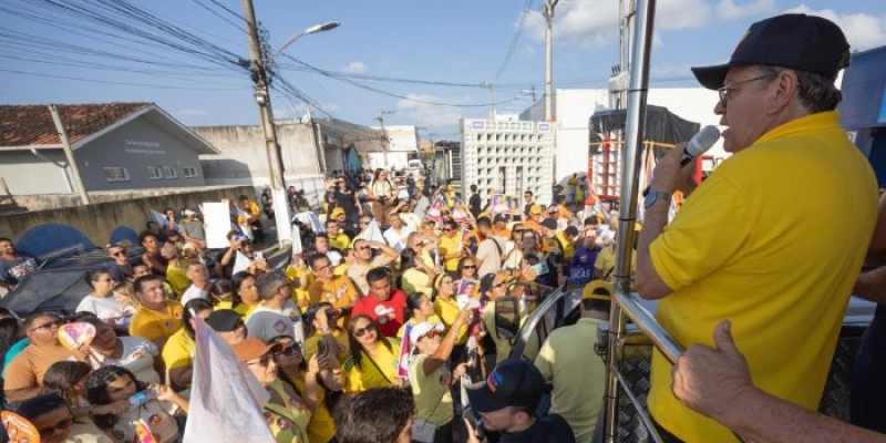 João reafirma em Pedras de Fogo missão de defender a Paraíba no Senado