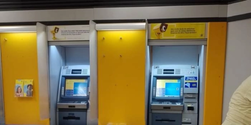 Em votação acirrada, funcionários do Banco do Brasil decidem continuar paralisação na PB