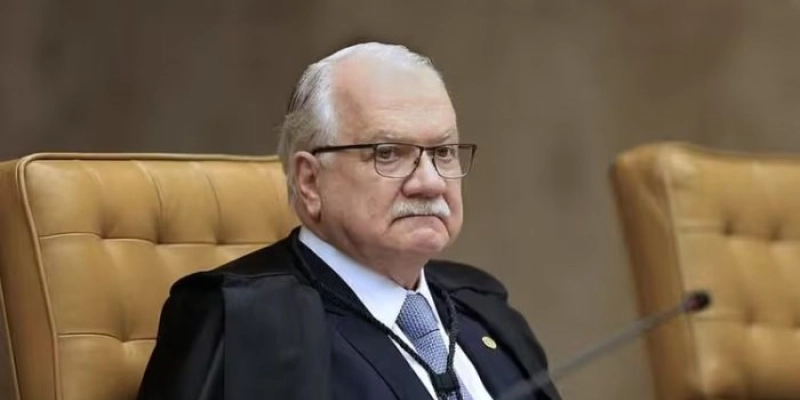 A pedido de Fachin, André Mendonça derruba segredo de Justiça em trechos do caso Banco Master