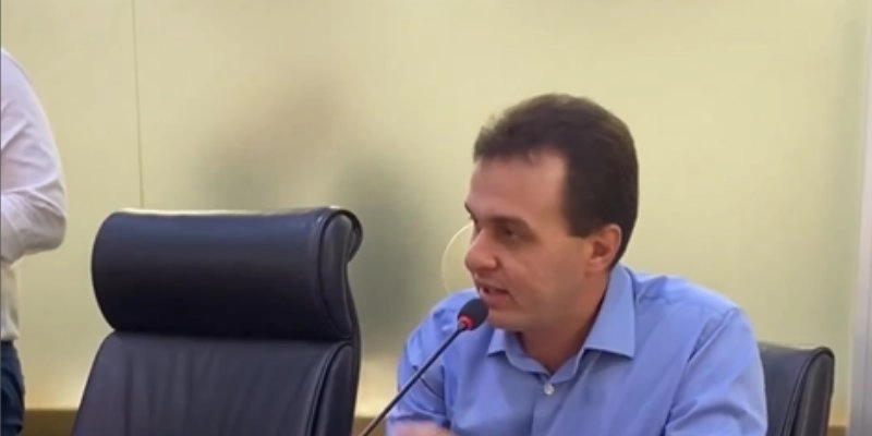 TCE mantém contas de Triunfo irregulares, reduz débito por pneus e confirma aplicação abaixo do mínimo na educação