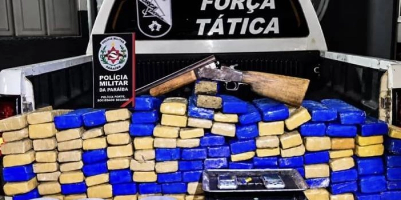 Operação da Polícia Militar apreende 145 tabletes de maconha e espingarda no interior da PB