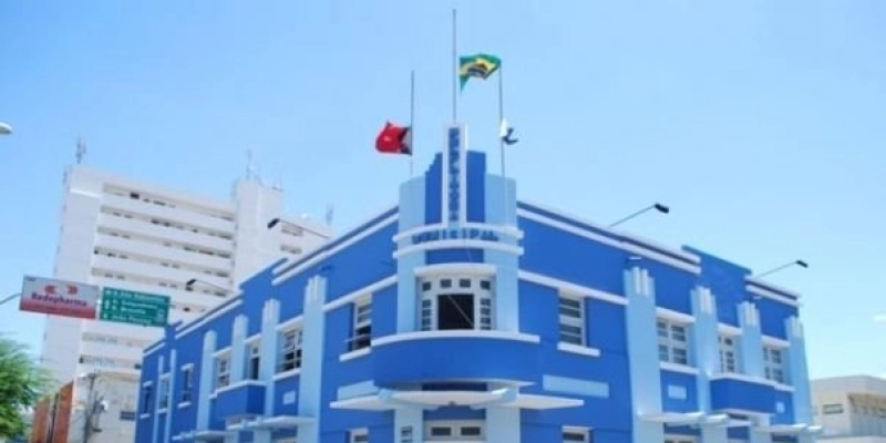 Justiça acata pedido do MP e barra retenções salariais sem autorização em Patos