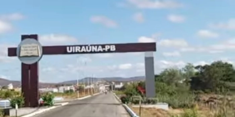 Dupla de menores tenta fugir e é flagrada com maconha na cidade de Uiraúna