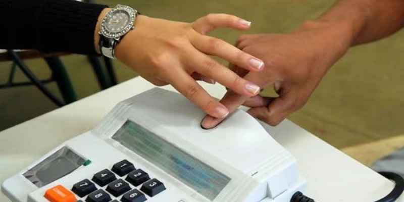 Na Paraíba, mais de 119 mil eleitores não têm biometria; regularidade do título garante o voto