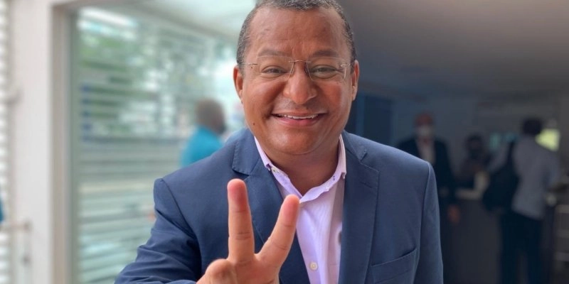 Nilvan agradece votação recorde e anuncia apoio a Flávio Bolsonaro no segundo turno