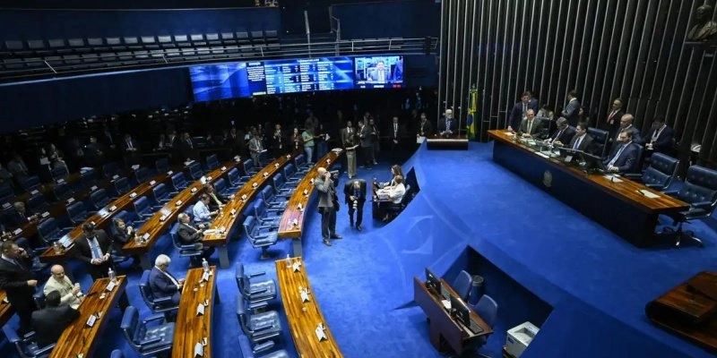 PL salta para 28 cadeiras e novo Senado promete confronto com o STF