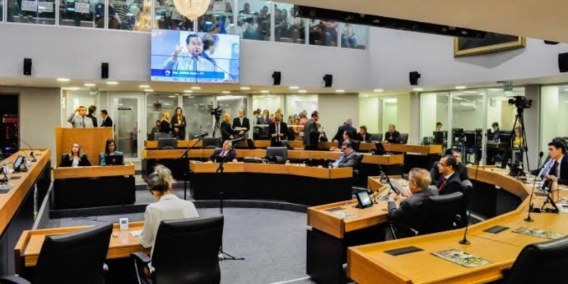Urnas mudam perfil da ALPB e bancada feminina cresce para oito deputadas