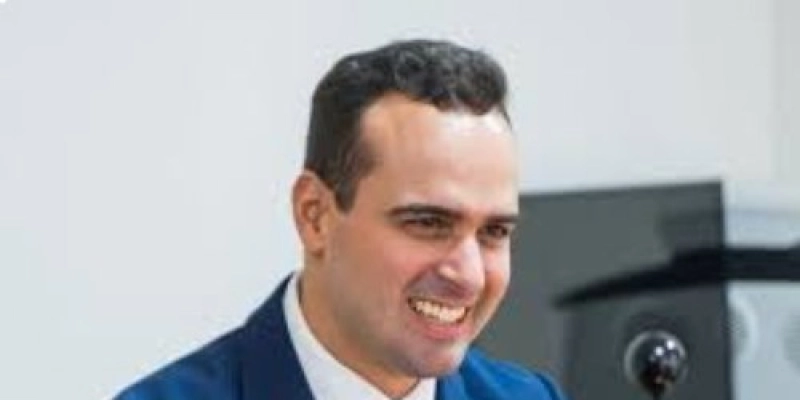 Governador Lucas Ribeiro assina novo Refis para facilitar regularização de débitos fiscais na Paraíba