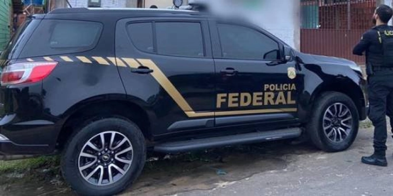 PF cumpre mandados de busca e apreensão em investigação sobre diplomas falsos