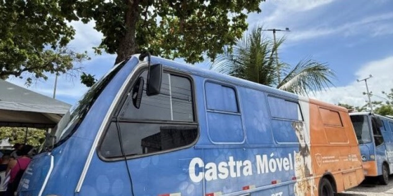 Castramóvel chega ao bairro de Mangabeira com 90 vagas para castração de cães e gatos