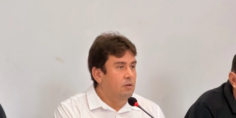 Prefeito Helder Carvalho anuncia implantação das disciplinas de Educação Financeira e Educação Sexual na rede municipal de ensino