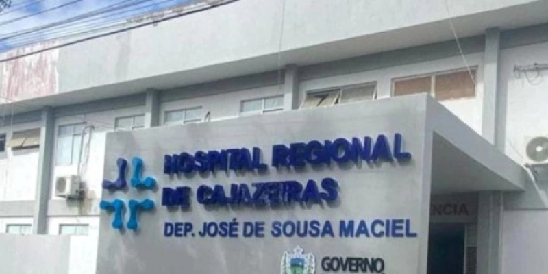 Discussão política em churrascaria termina com caminhoneiro esfaqueado no rosto no Sertão