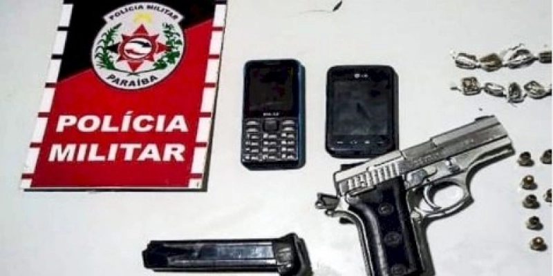 Polícia militar prende trio por porte ilegal de arma de fogo e tráfico de entorpecentes