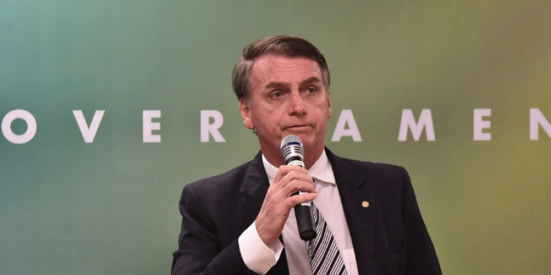 Jair Bolsonaro discute estrutura de governo com futuros ministros; Veja