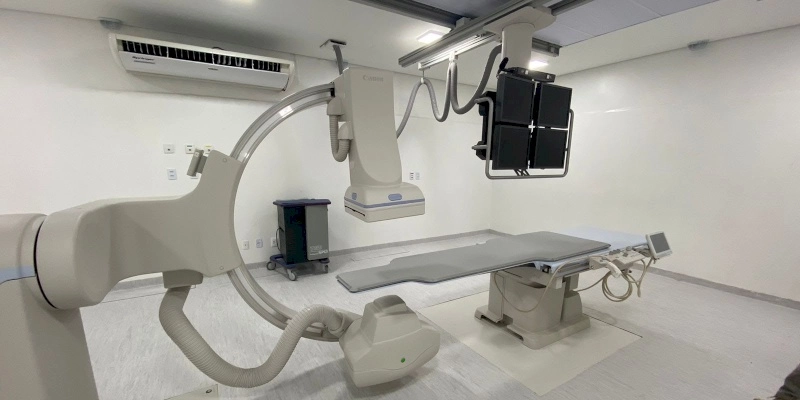 Saúde inaugura hemodinâmica, tomógrafo e mamógrafo no Hospital Regional de Patos 