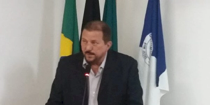 Ex-prefeito Roberto Bayma é condenado a devolver R$ 139,6 mil, após denúncia de Vereador em Bom Jesus 