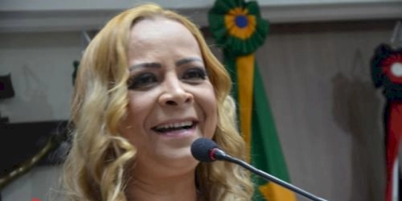 Vereadora Lana desiste de Chió, e anuncia apoio a Lindolfo Pires em Sousa