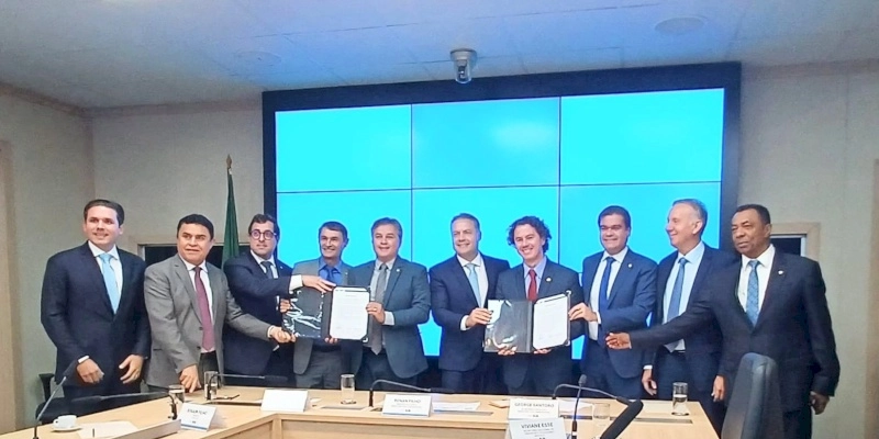 Em evento com ministro, Wilson Santiago cobra duplicação da BR-230 até o Sertão e BR-104, de Queimadas à Campina