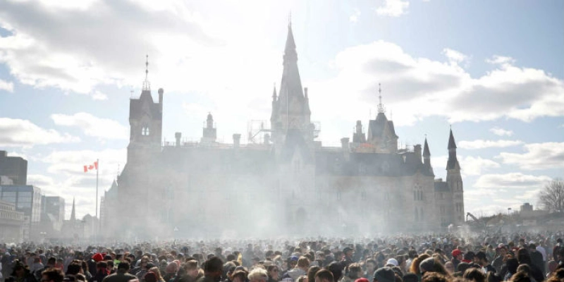 Canadá é o primeiro país a legalizar nacionalmente o uso da maconha; Veja