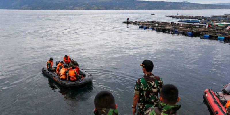Barco naufraga no Iêmen com 160 imigrantes africanos; Veja