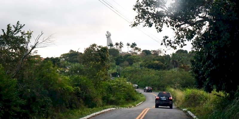 Governador inaugura estrada, travessias urbanas e reforma de escola em Pirpirituba e Guarabira