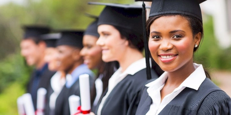 Graduação tecnológica: mais rápida e barata e com alta empregabilidade!