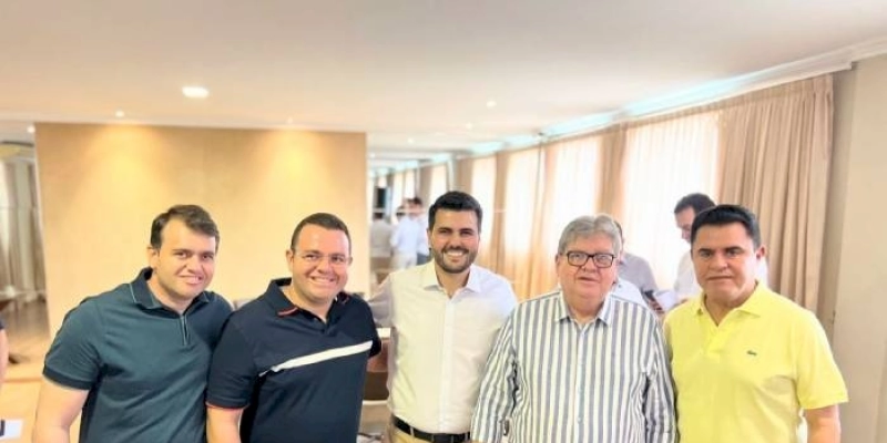 Deputados Wilson Santiago e Wilson Filho comemoram avanço das obras da Ponte do Abacaxi