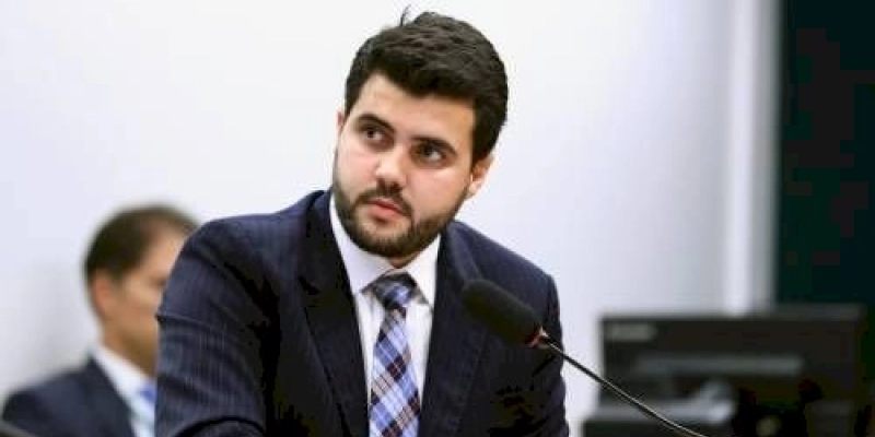 Projeto de Lei de Wilson Filho que assegura consumidor a saber sobre existência de assistência técnica para o produto é aprovado pela AL