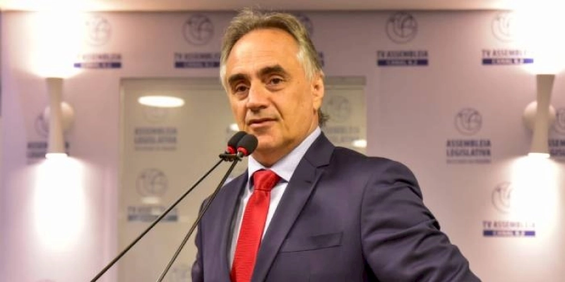 Luciano Cartaxo anuncia desistência de disputar a prefeitura de João Pessoa