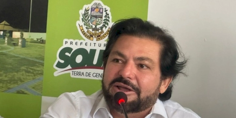 Radialista alerta que Zenildo eleito prefeito não ficará nenhum secretário da atual Gestão em Sousa, e cita novos nomes; assista