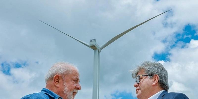Presidente Lula e governador João Azevêdo participam da inauguração do primeiro parque híbrido de energia renovável do país 