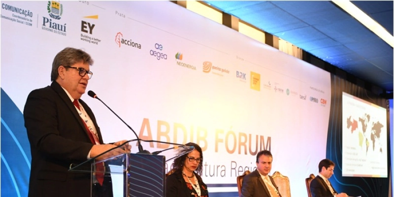 João Azevêdo apresenta potencialidades da Paraíba em Fórum da Abdib