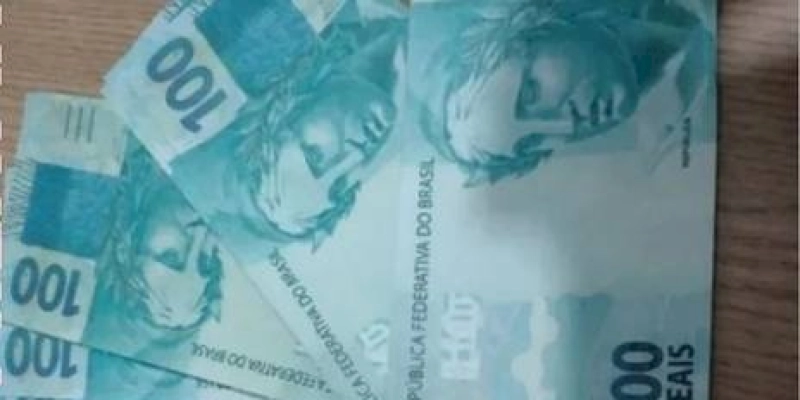 Polícia Militar prende homem acusado de passar notas falsas no comércio de Cajazeiras