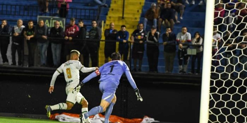 Sousa é superado pelo Red Bull Bragantino e dá adeus a Copa do Brasil