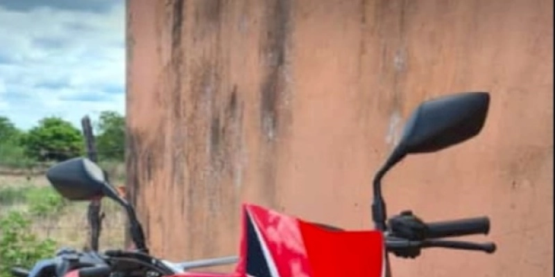 Motocicleta é tomada por assalto no município de Riacho dos Cavalos 